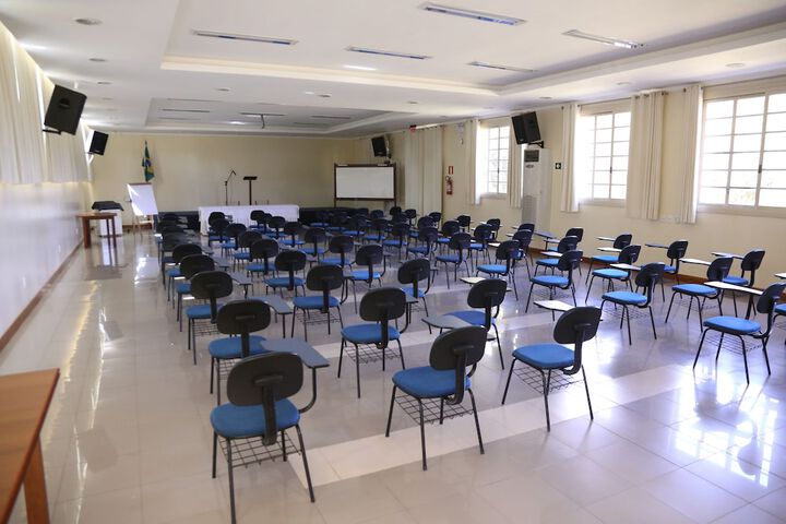 Room 70 of 108