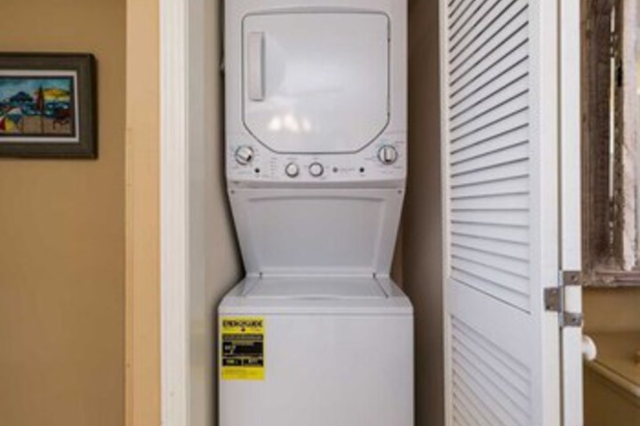 Laundry 46 of 151