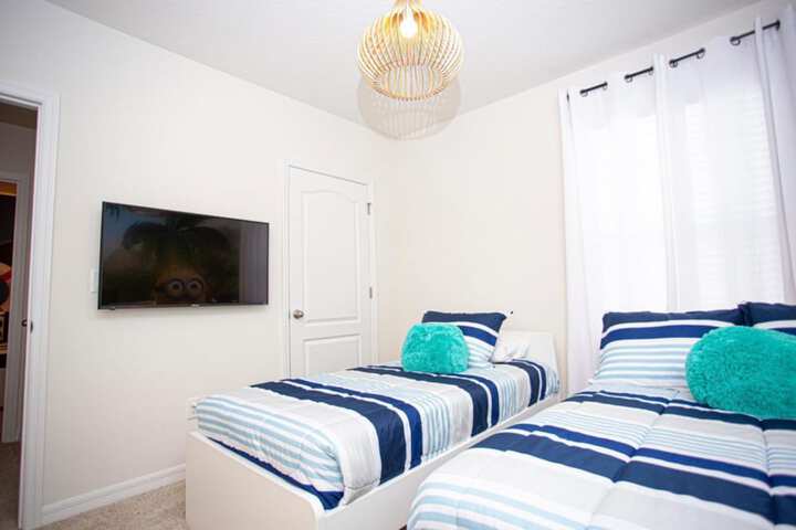 Room 15 of 79