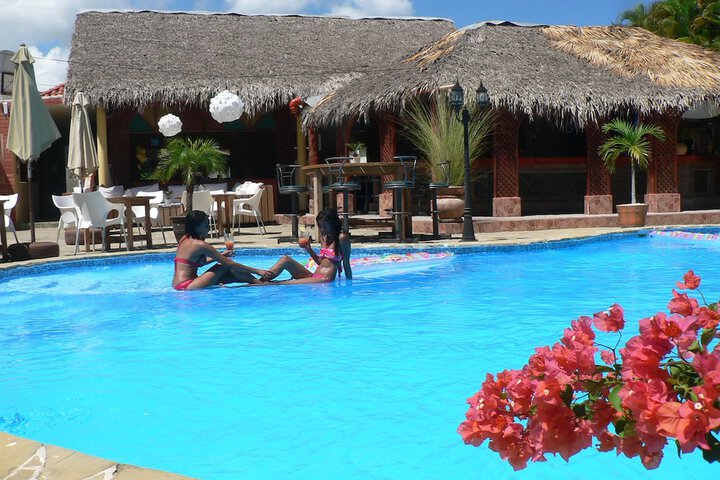 Pools & Facilities