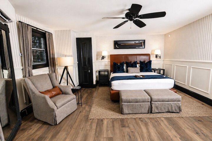 Room 21 of 36