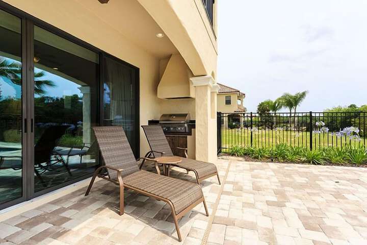 Sundeck 37 of 39