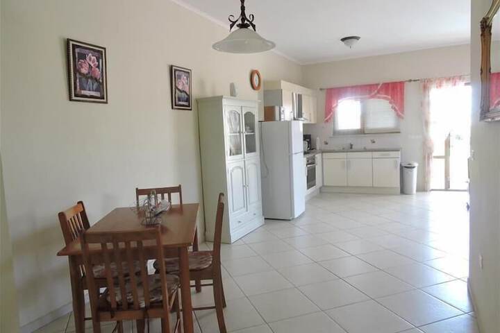 Room 4 of 20