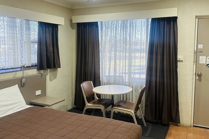 Room 22 of 54