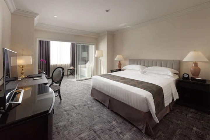 Room 5 of 21