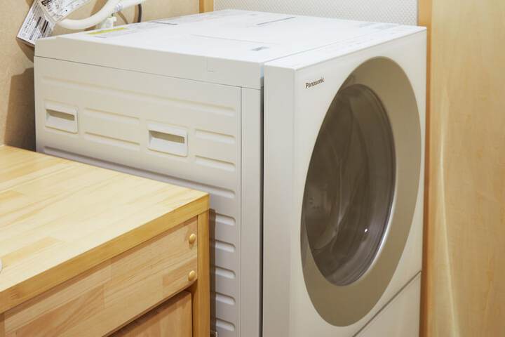 Laundry 21 of 34