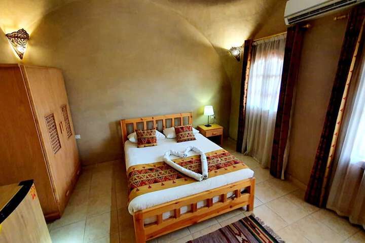 Room 54 of 218