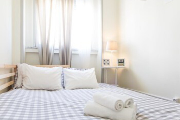 Room 42 of 64