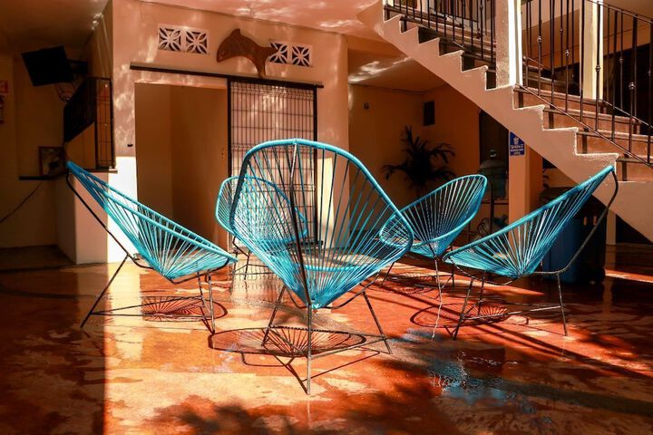 Hotel Exterior 17 of 20