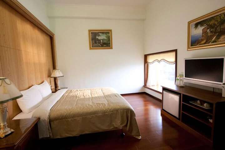 Room 20 of 59