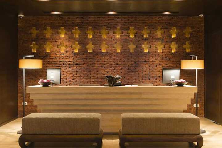 Hotel Interior 7 of 37