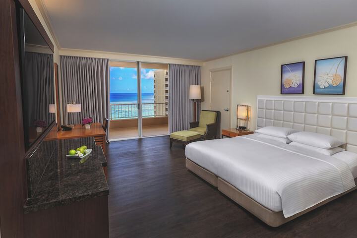 Room 34 of 131