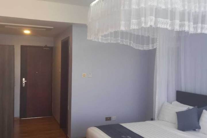 Room 15 of 150