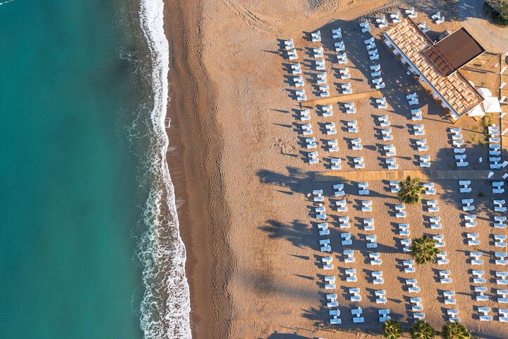 Beach 31 of 34