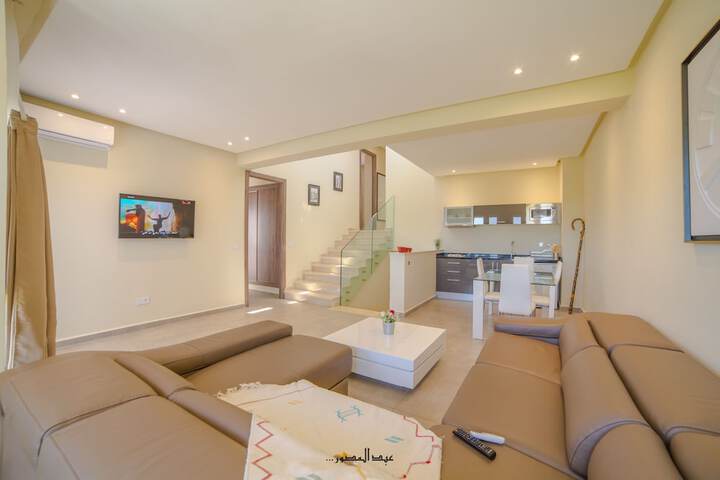 Room 9 of 22