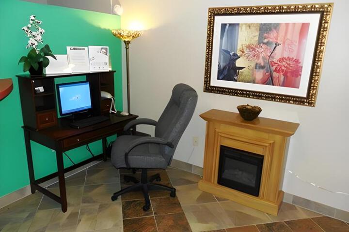 Photo 6