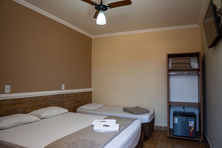 Room 4 of 50