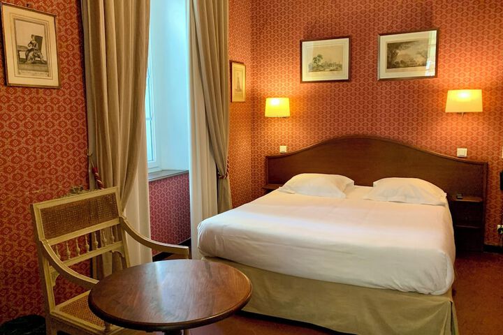 Room 45 of 107
