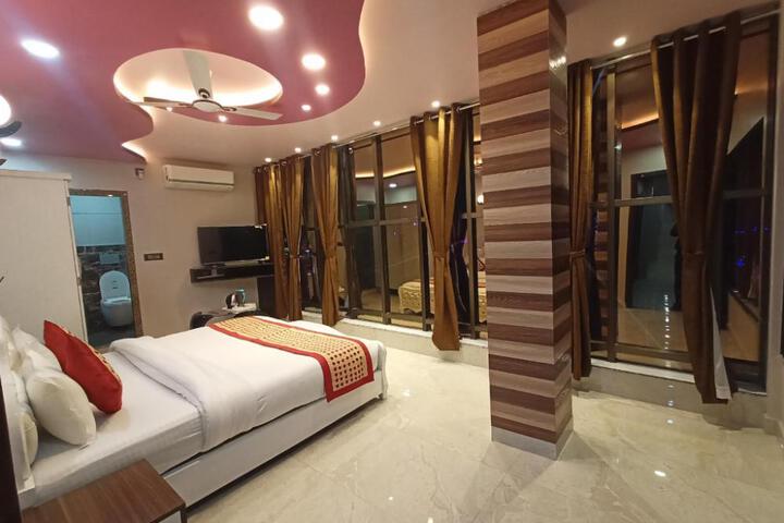 HOTEL SKY PARK INN
