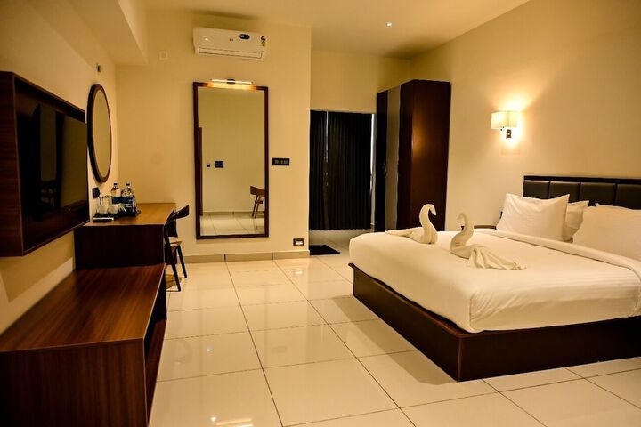 Room 12 of 61