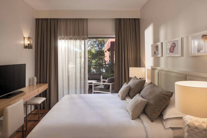 Room 26 of 202