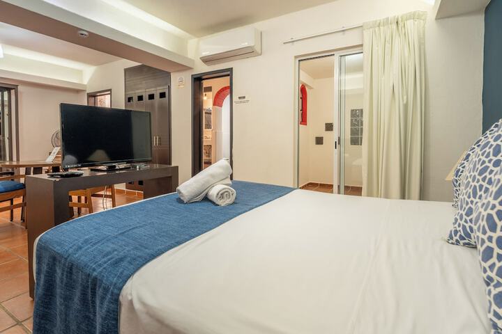 Room 8 of 49
