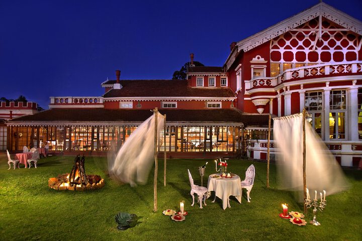 Dining Photos
