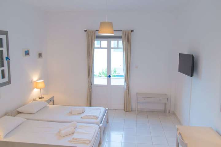 Room 12 of 41