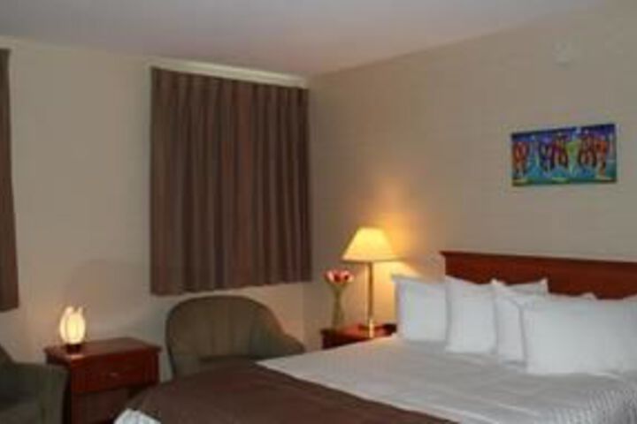 Room 8 of 29
