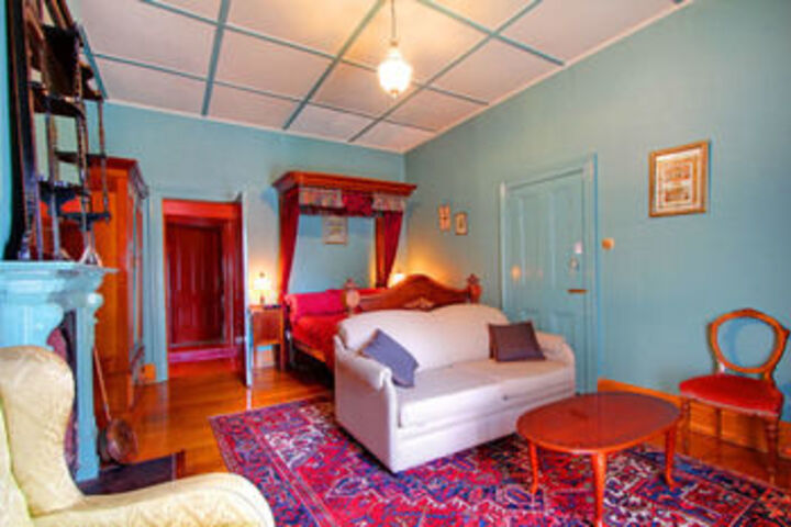 Room 18 of 30