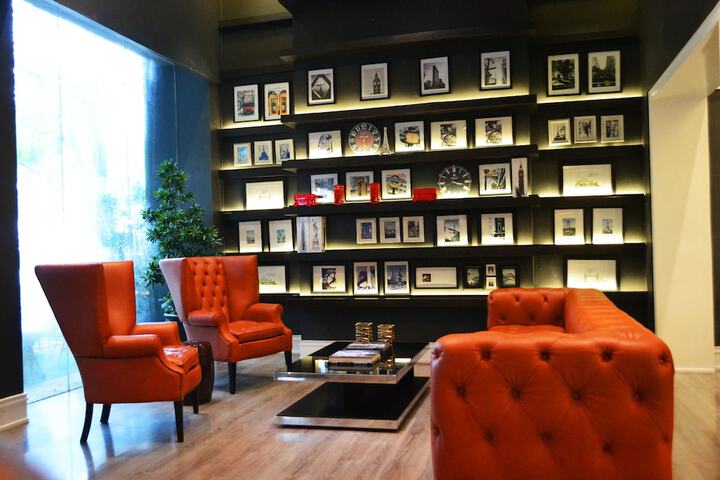 Lobby Photo