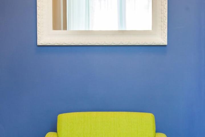 Room 41 of 85
