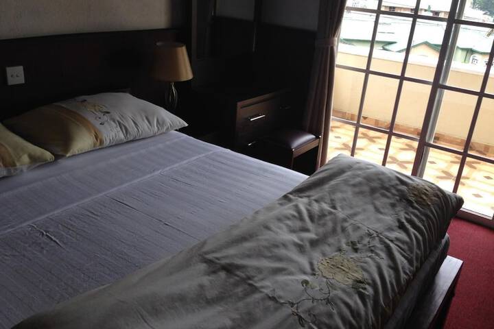 Room 18 of 46