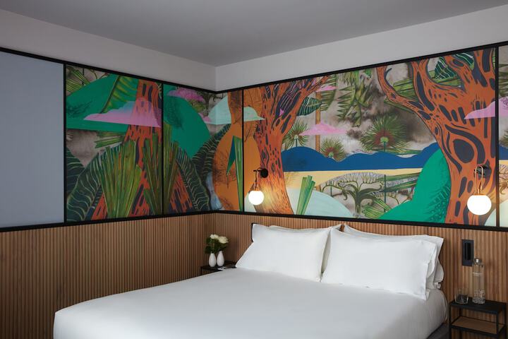 Room 13 of 67