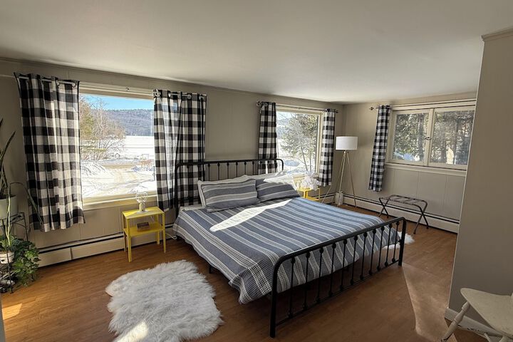 Room 20 of 212