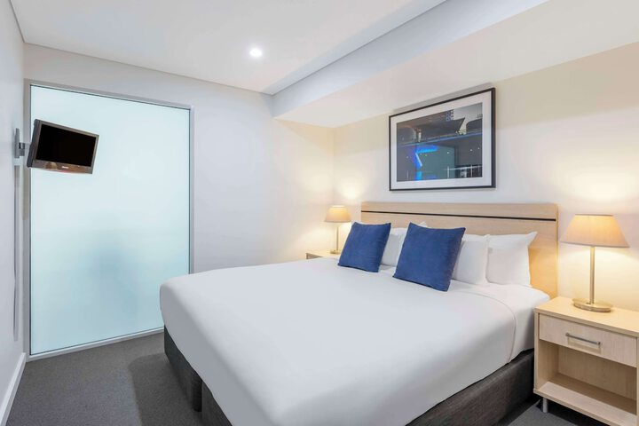 Room 32 of 88