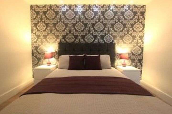Room 12 of 23