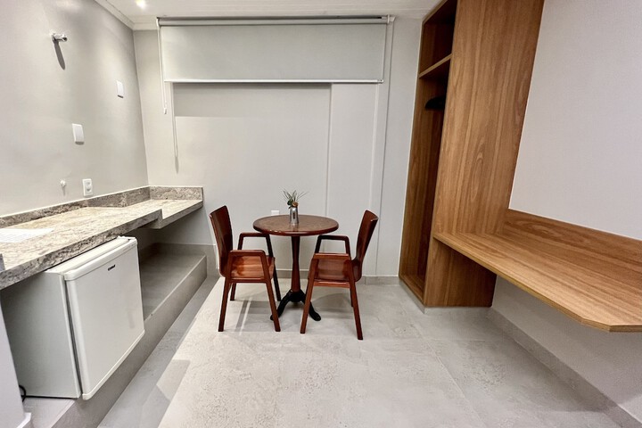 Room 11 of 29