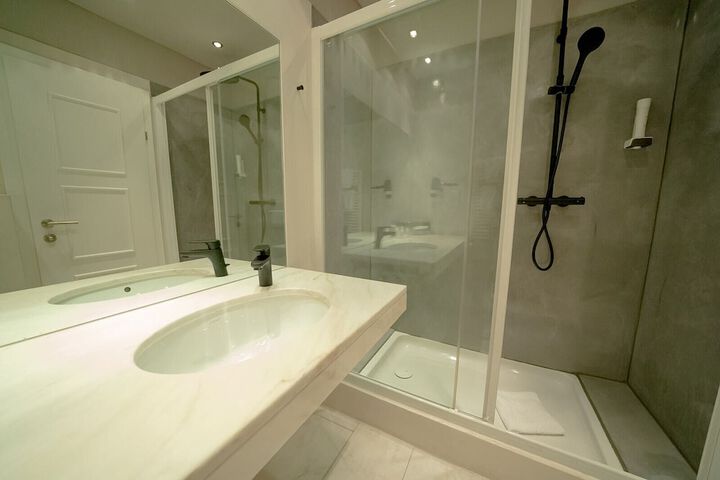 Bath Photo