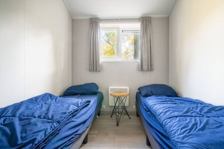 Room 3 of 39