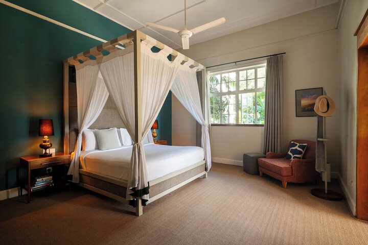 Room 15 of 49