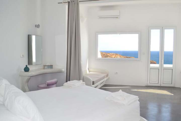 Room 6 of 34