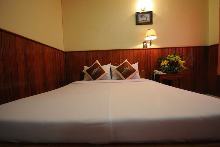 Room 14 of 39