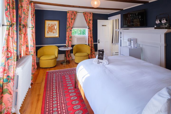 Room 8 of 44