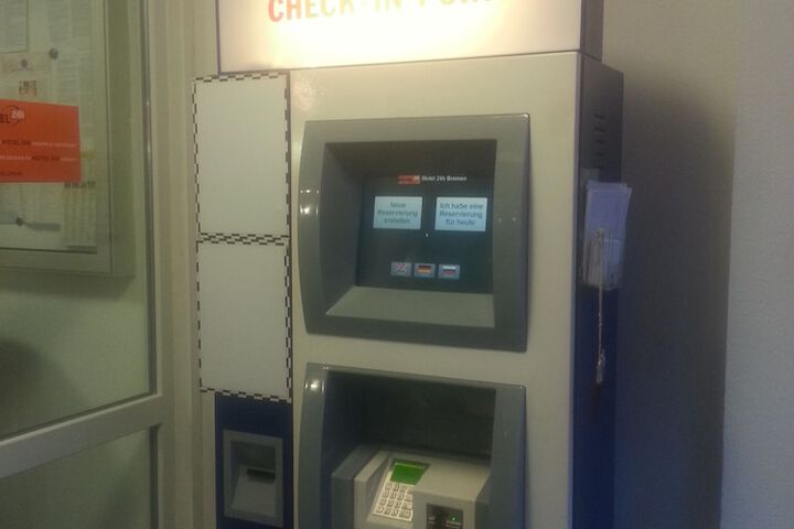 Check-in/check-out kiosk