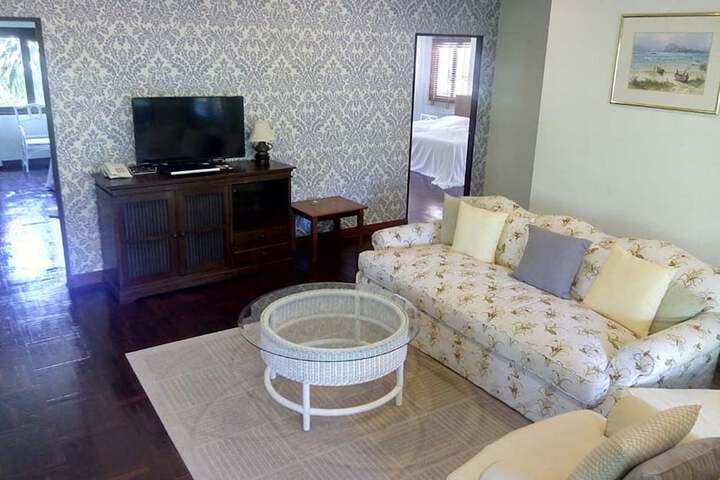 Room 32 of 71