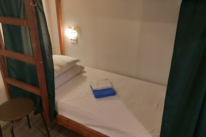 Room 15 of 25
