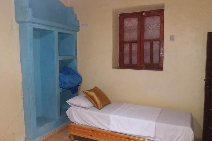Room 28 of 56