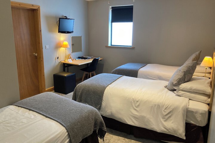 Room 42 of 94