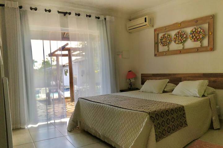 Room 10 of 32